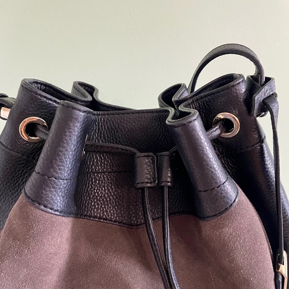 Bugatti Leather Crossbody Bucket Bag - Picture 5 of 6